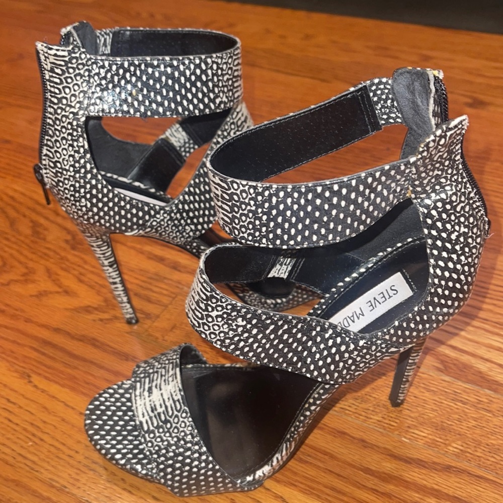 Steve Madden Snake Pattern Heels